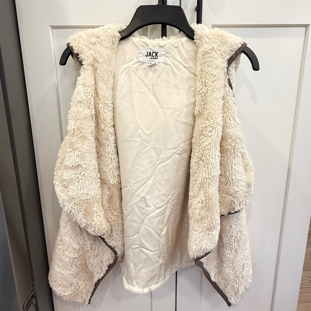 Jack by BB Dakota Faux Fur Vest XS